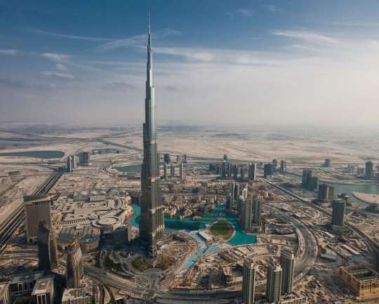 世界第一高楼_迪拜哈利法塔高达828米，总共162层,世界第一高楼（迪拜哈利法塔高达828米，总共162层）,第4张