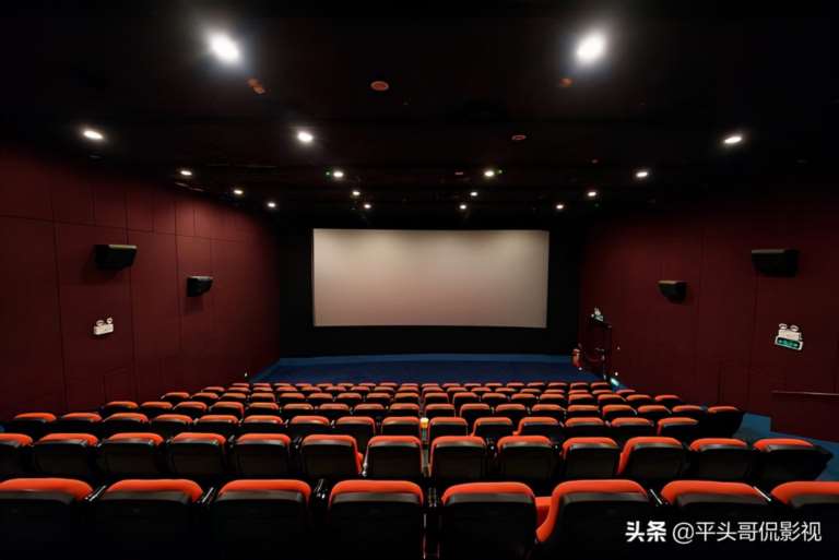 毫无争议！中国电影领跑全球票房，2021年度票房榜前十影片出炉