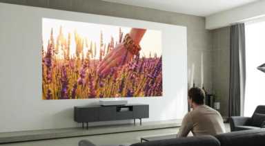 激光投影电视与平板电视哪个好，带你了解两者之间的区别