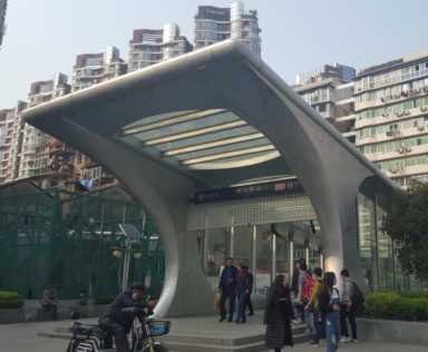 武汉地铁2号线站点，武汉地铁2号线的跨长江区段