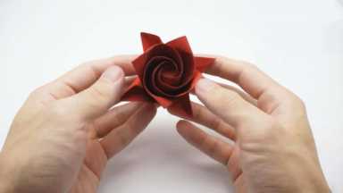 最简单的玫瑰花折法，玫瑰花折纸的方法
