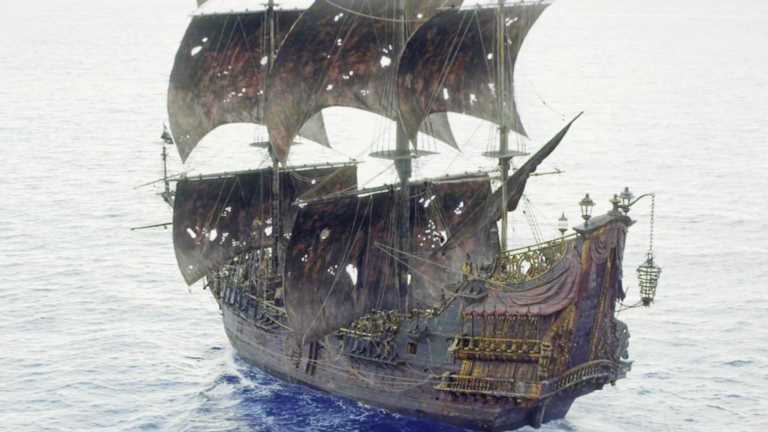 加勒比海盗系列电影中出现的八只战船，其中最强战船是谁