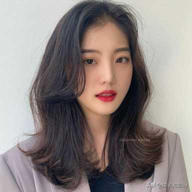 韩式发型图片女（最美大波浪发型19款）(6)