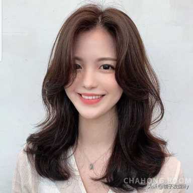 韩式发型图片女（最美大波浪发型19款）(10)