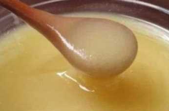 蜂蜜牛奶面膜怎么做（牛奶蜂蜜面膜的做法步骤教程）(2)
