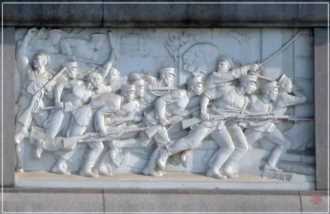 人民英雄纪念碑八幅浮雕分别代表历史事件（台座上镶嵌的8块浮雕）