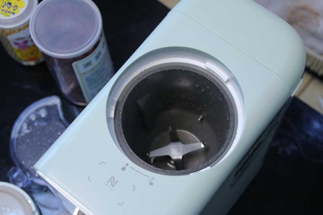 轻松搞定上百种食谱的豆浆机，九阳不用手洗豆浆机K518做到了