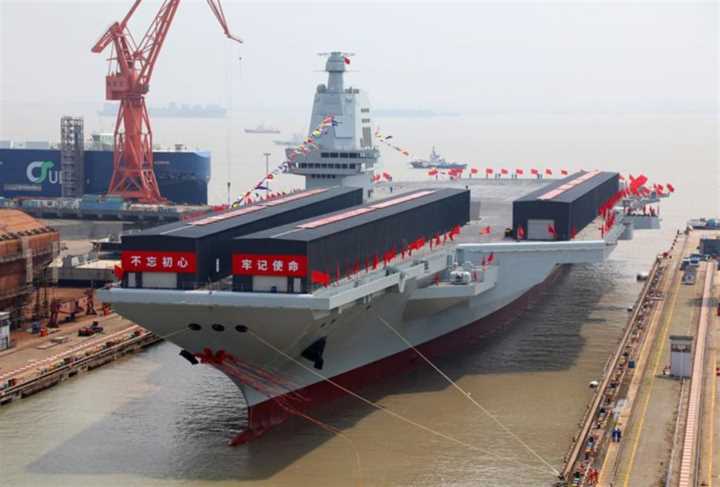 中国有几艘航母（回顾中国航母发展历程）
