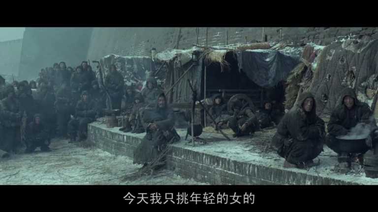 灾难片《一九四二》在战争和饥饿的夹缝中生存的中国老百姓