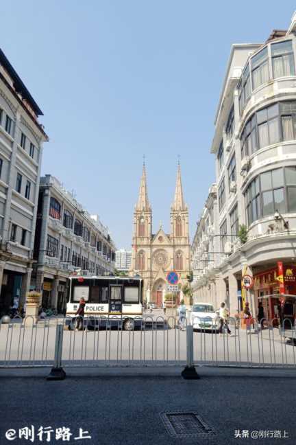 广州教堂有哪些，石室圣心大教堂简介(附2023年最新排行榜前十名单)