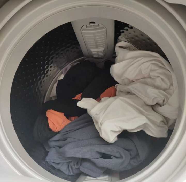 洗衣机哪个牌子好？海尔、小天鹅还是美的？了解后下单也不迟