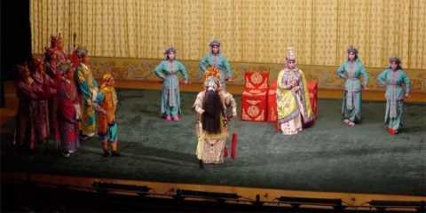 中国传统戏剧有哪些特点？