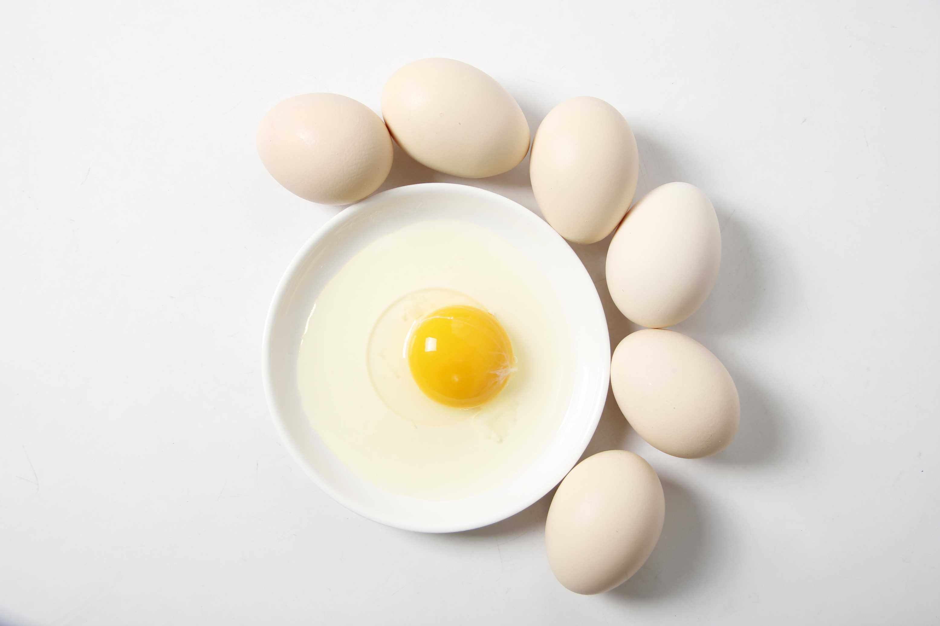 一日三餐，每顿只吃1个鸡蛋能够减肥吗？别拿生命开玩笑