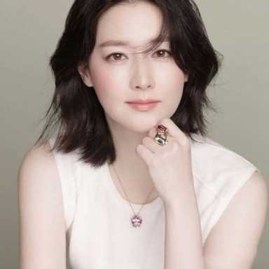 韩国女神颜值排行，2021年世界最美的韩国女演员