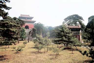 十三陵附近的陵园，明朝十三陵在北京哪个区域