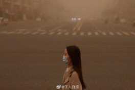 北京升级发布沙尘暴黄色预警， 北京沙尘暴