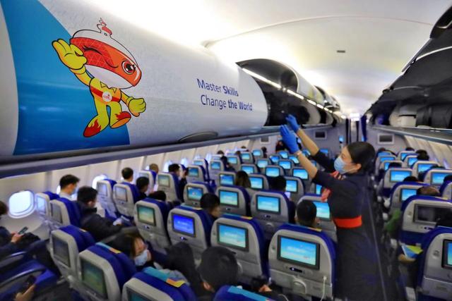 mu5121航班实时动态，中国东航“技能梦想号”正式亮相