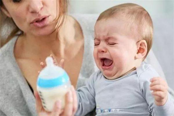 腹泻奶粉什么牌子好，如何给宝宝选一款合适的奶粉
