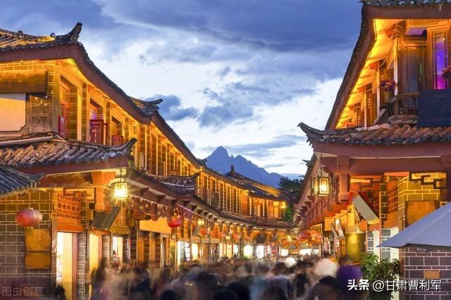 国内旅游景点推荐（一生必去的中国最美的10个景点）(14)
