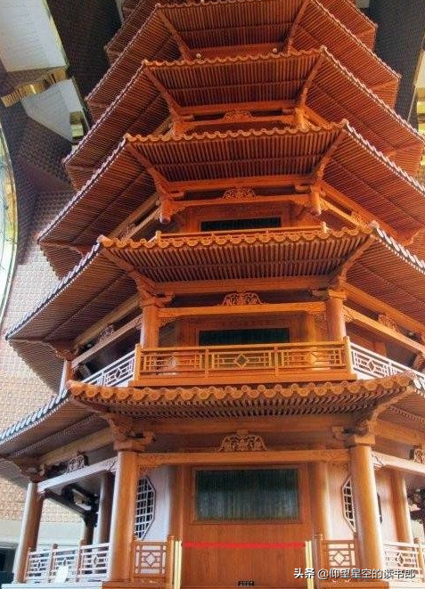 台湾游记之科技感十足的中台禅寺