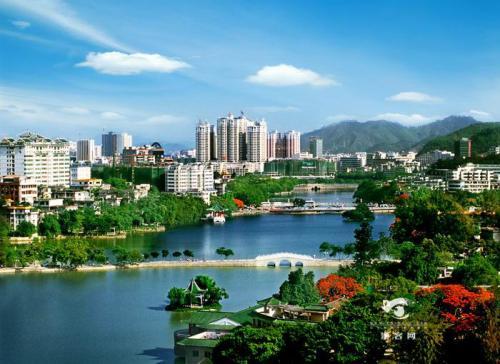 你们知道惠州市有多大吗？惠州市城区和县分别有多少个镇和街道！