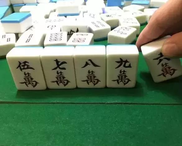 双人纸牌小游戏，二人麻将技巧十句口诀