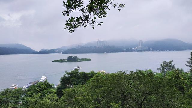 台湾省最大的淡水湖日月潭位于哪个市