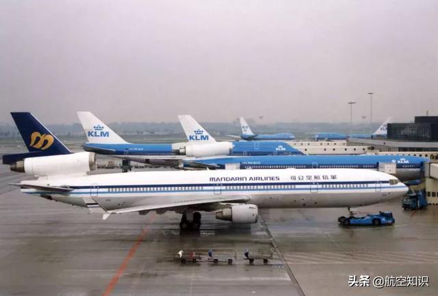 1999年，华航642航班，台风天中降落香港失事