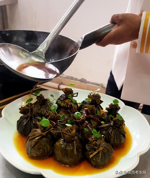 陕西旅游烹饪职业学院倾情传授烹饪技艺，助力学子成才路
