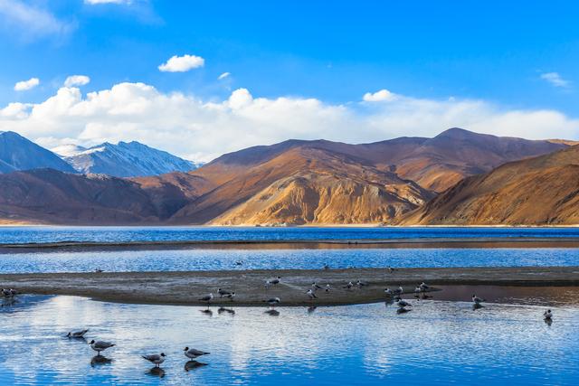 班公湖地图探索指南，西藏的班公湖有多深